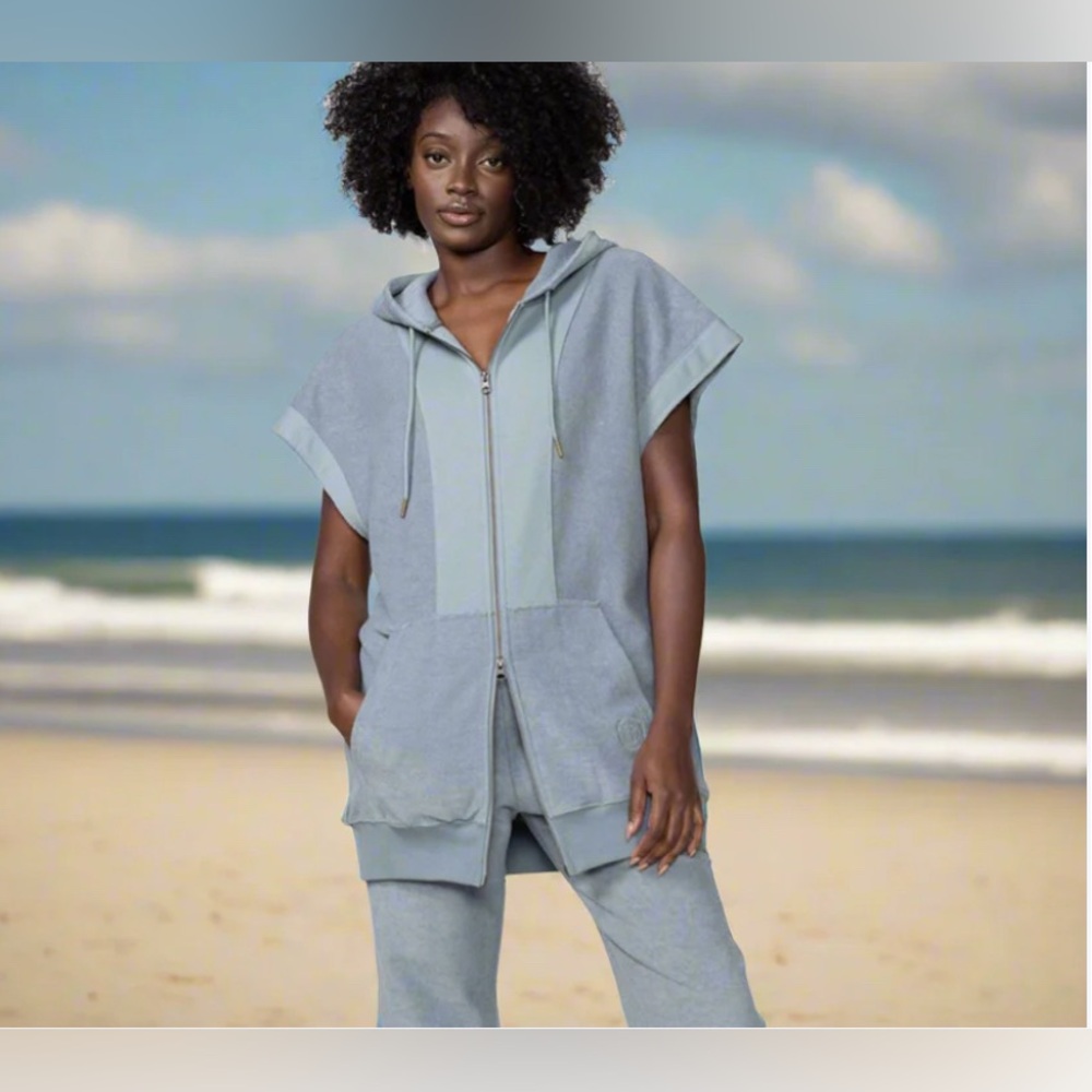 Honor The Gift Women’s Labor Oversized Sleeveless Hoodie